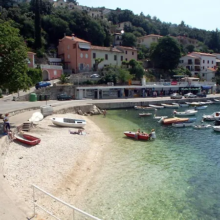 With Wifi Rabac, Labin - 17261 Apartman *