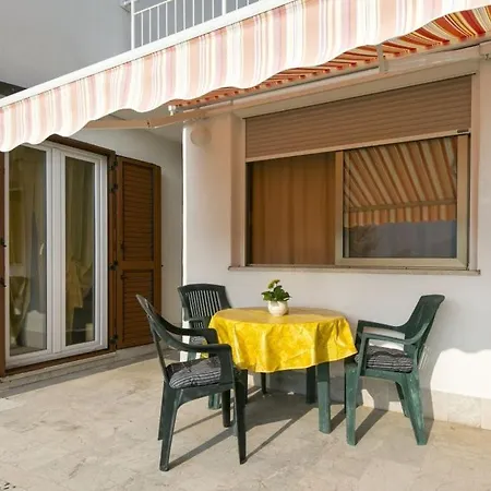 With Wifi Rabac, Labin - 17261 Lägenhet