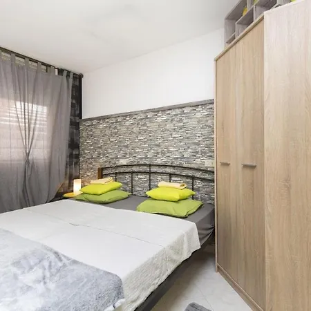 With Wifi Rabac, Labin - 17261 Apartment *