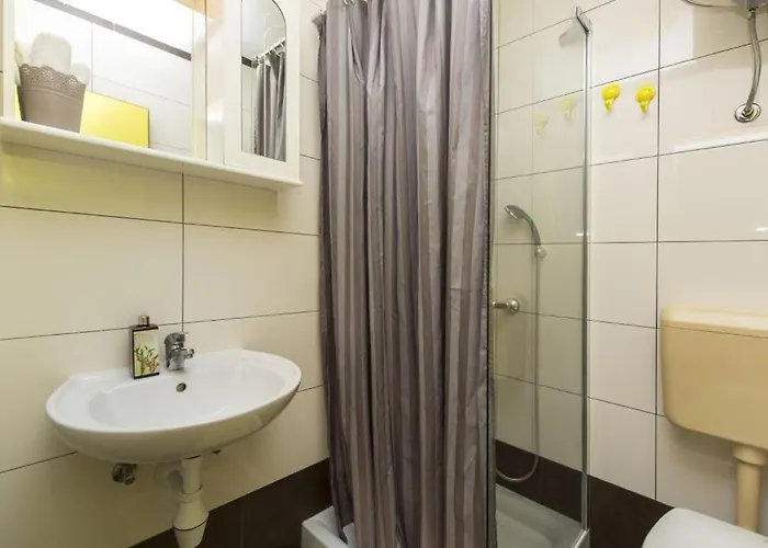 With Wifi Rabac, Labin - 17261 Lejlighed