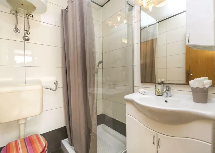 With Wifi Rabac, Labin - 17261 *